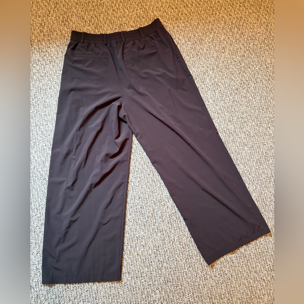 GapFit High-Rise Brown Runaround Trousers — L - Picture 3 of 6